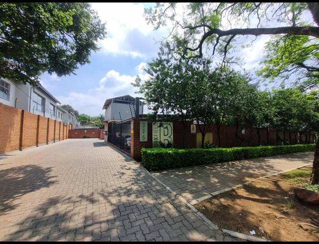 2 BEDROOM PROPERTY TO RENT IN BROOKLYN